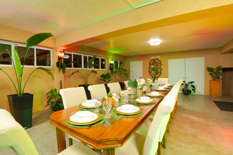 Outdoor Dining Options